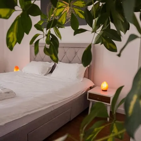 Sun & Moon Apartment