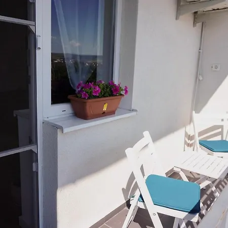 Sun & Moon Apartment *